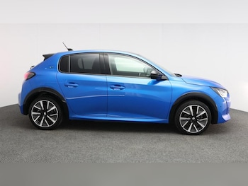 Used Peugeot 208 2022 for sale - 77785522: Photo