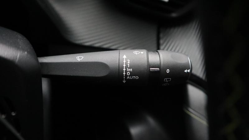 Used Peugeot 2008 2021 for sale - 77116803: Photo 15