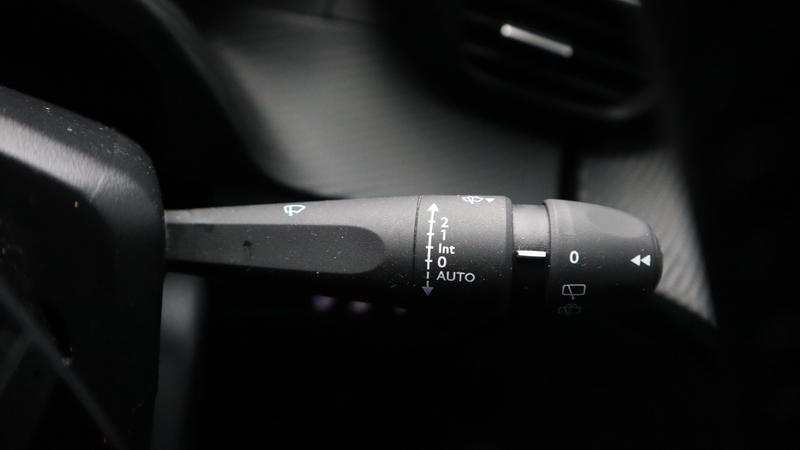 Used Peugeot 208 2023 for sale - 77462376: Photo 15