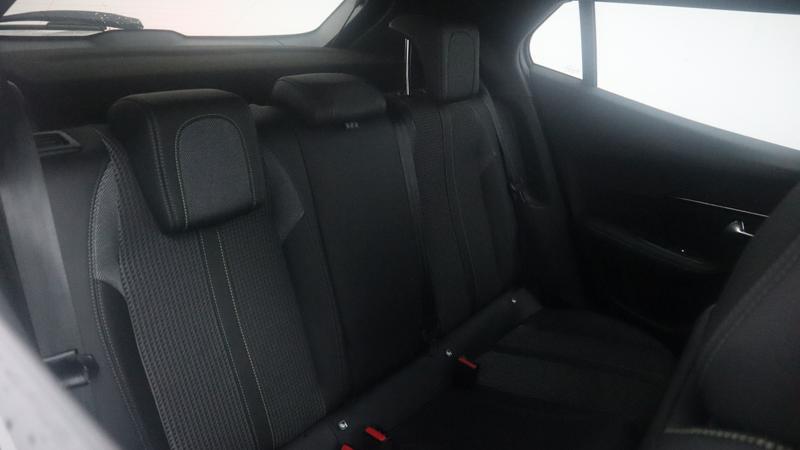 Used Peugeot 2008 2021 for sale - 77381630: Photo 31