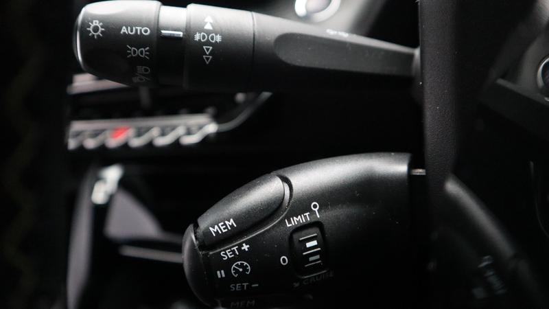 Used Peugeot 2008 2021 for sale - 77151986: Photo 14