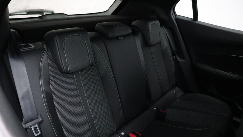 Used Peugeot 2008 2023 for sale - 77117199: Photo 32