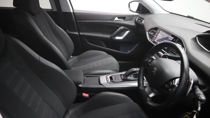 Used Peugeot 308 2020 for sale - 77758873: Photo 10