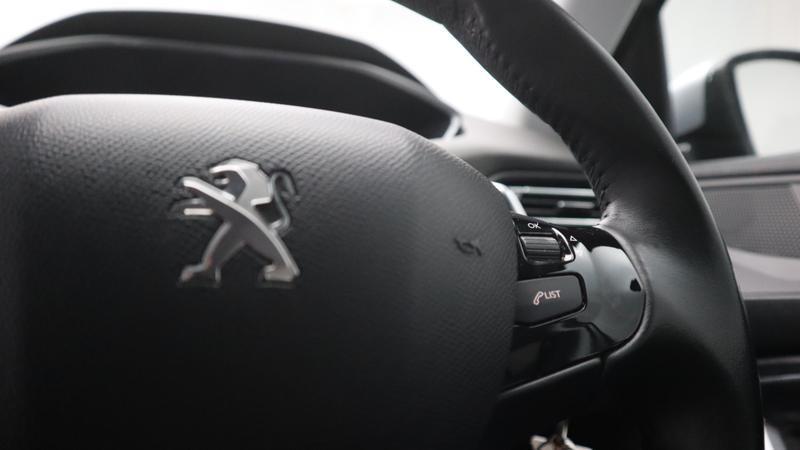 Used Peugeot 308 2020 for sale - 77758873: Photo 13