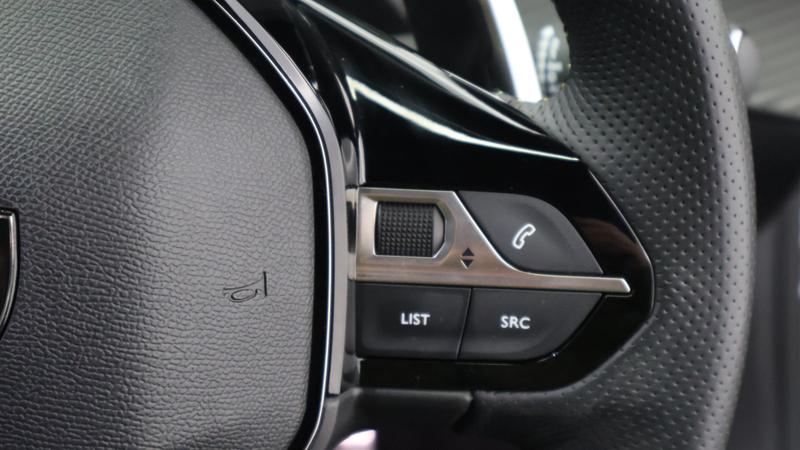 Used Peugeot 2008 2023 for sale - 77918570: Photo 15