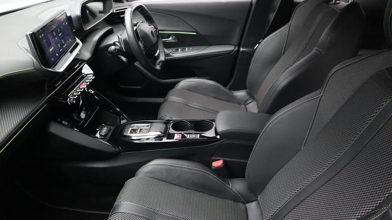 Used Peugeot 2008 2023 for sale - 77117432: Photo 9