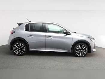 Used Peugeot 208 undefined for sale - 78109441: Photo