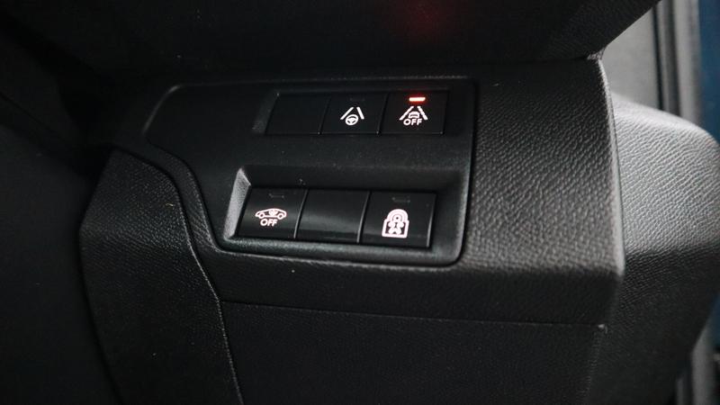 Used Peugeot 3008 2023 for sale - 77116979: Photo 32