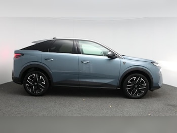 Used Peugeot 3008 2025 for sale - 77117081: Photo