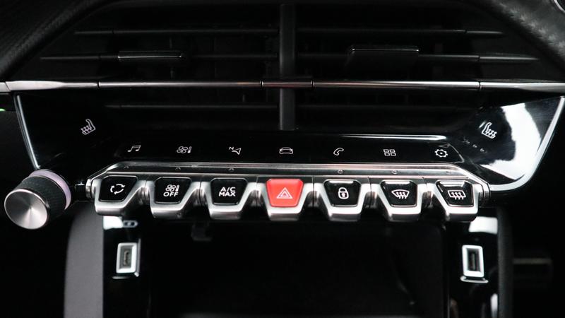 Used Peugeot 2008 2021 for sale - 77592836: Photo 27