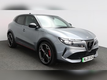 Used Alfa Romeo Junior 2025 for sale - 79159768: Photo