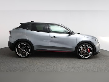 Used Alfa Romeo Junior 2025 for sale - 79159768: Photo