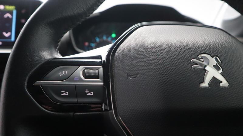 Used Peugeot E-208 2020 for sale - 77435187: Photo 12