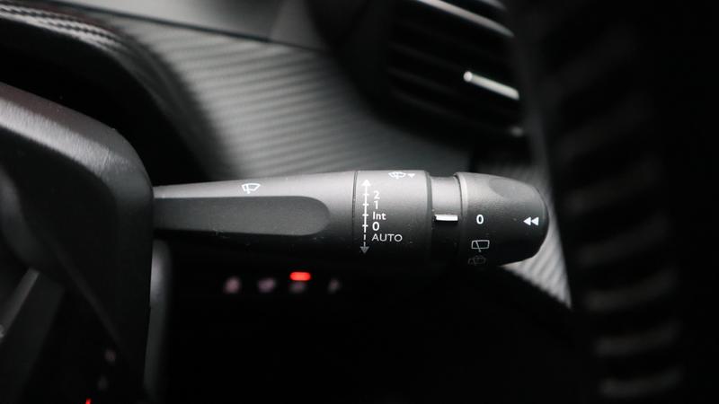 Used Peugeot E-208 2020 for sale - 77435187: Photo 15