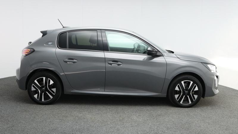 Used Peugeot E-208 2024 for sale - 78087837: Photo 2