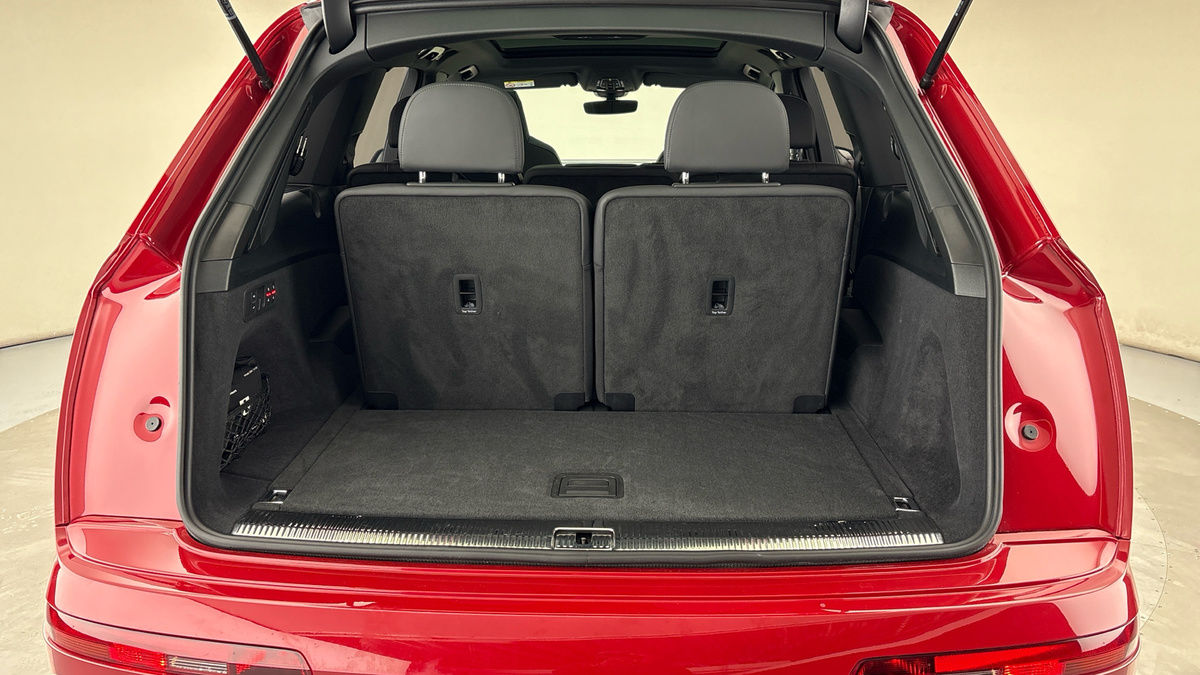 Used Audi Q7 2024 for sale - 75937810: Photo 11