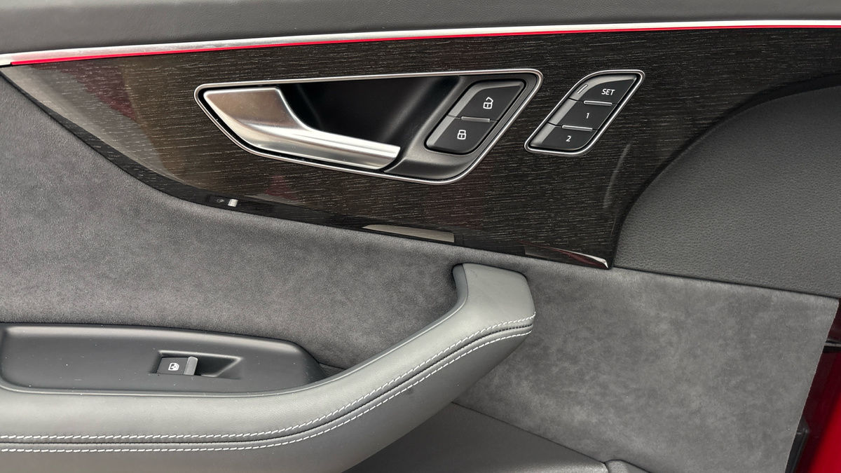 Used Audi Q7 2024 for sale - 75937810: Photo 19