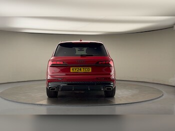 Used Audi Q7 2024 for sale - 75937810: Photo
