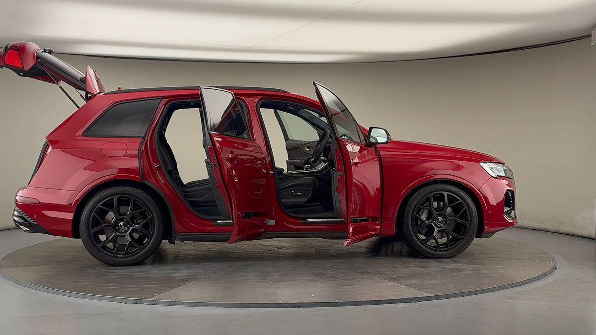 Used Audi Q7 2024 for sale - 75937810: Photo 57