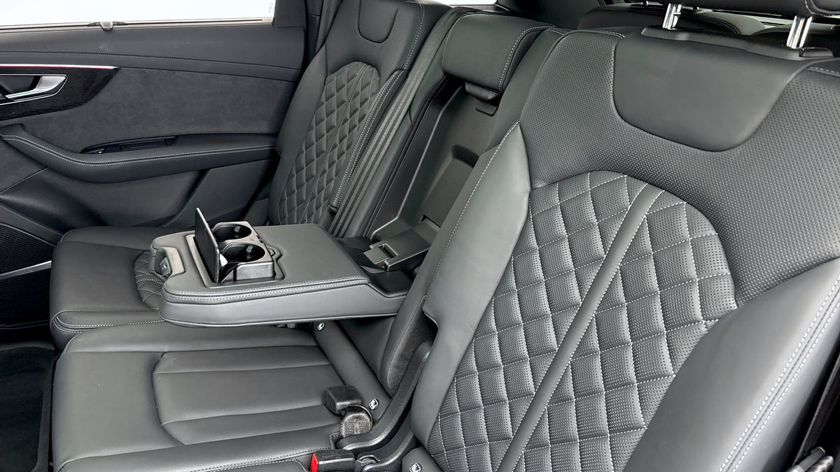 Used Audi Q7 2024 for sale - 75937810: Photo 9