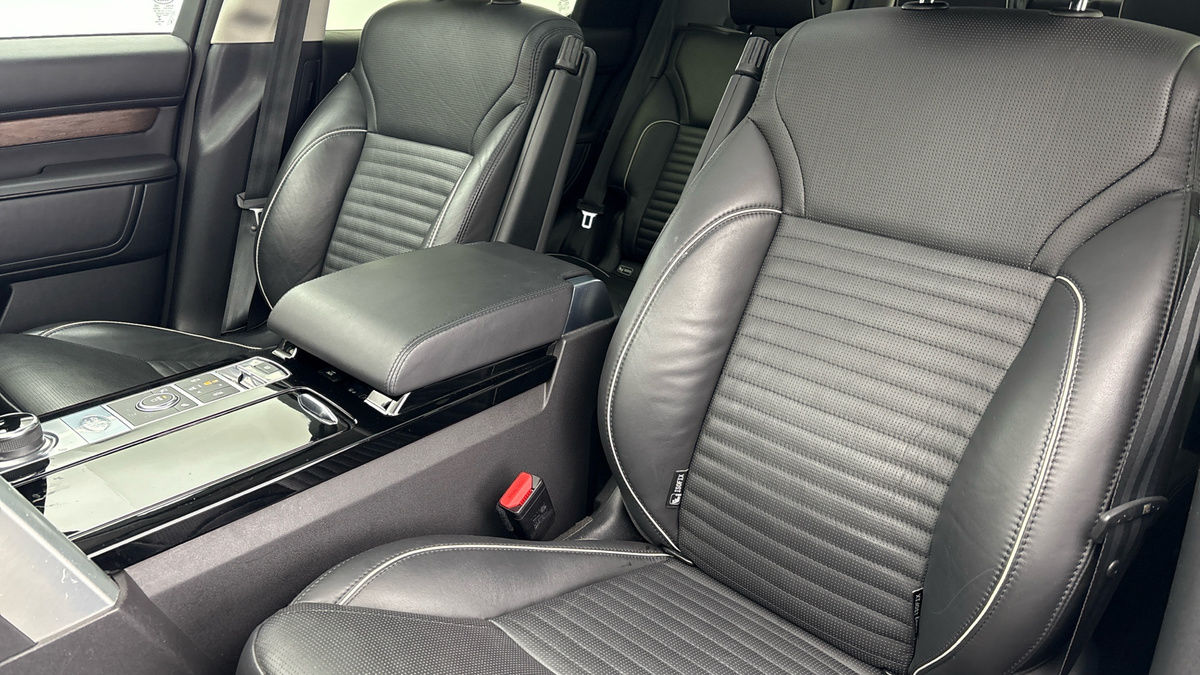 Used Land Rover Discovery 2020 for sale - 76884634: Photo 7