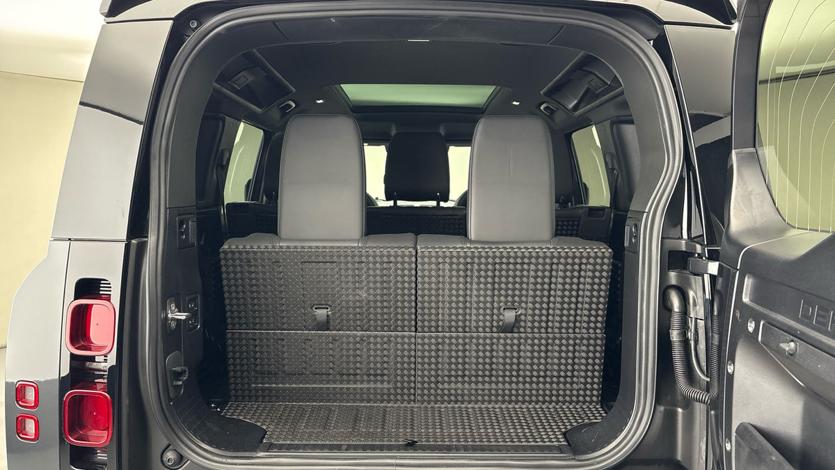 Used Land Rover Defender 2024 for sale - 77494458: Photo 11