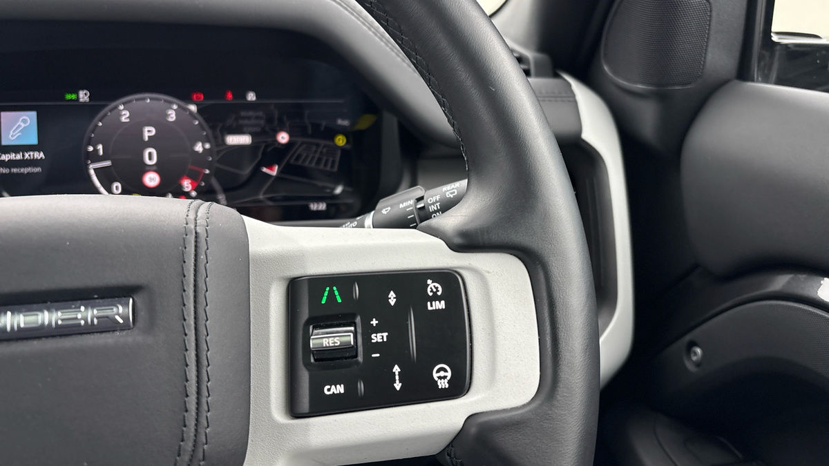 Used Land Rover Defender 2024 for sale - 77494458: Photo 14