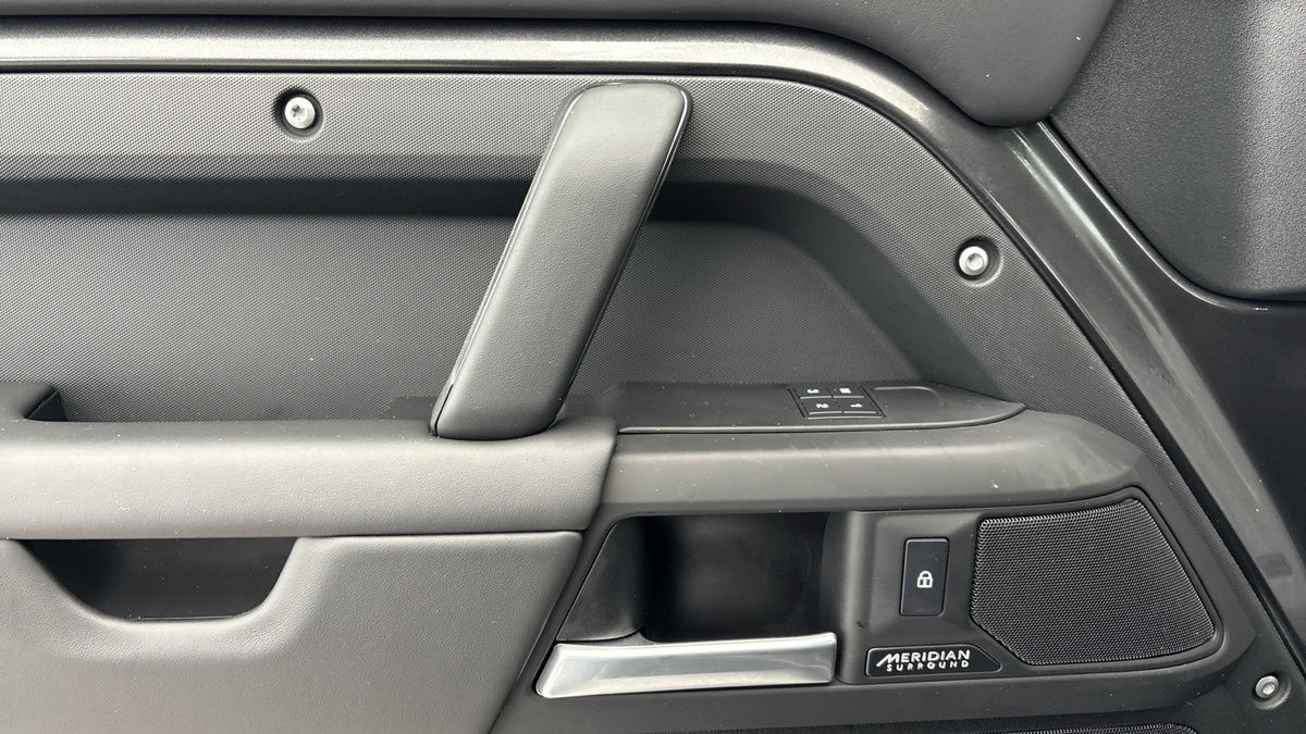 Used Land Rover Defender 2024 for sale - 77494458: Photo 19