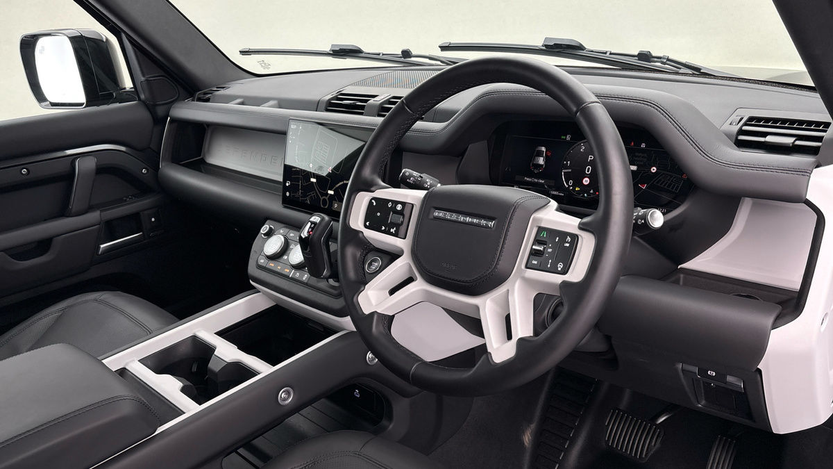 Used Land Rover Defender 2024 for sale - 77494458: Photo 5