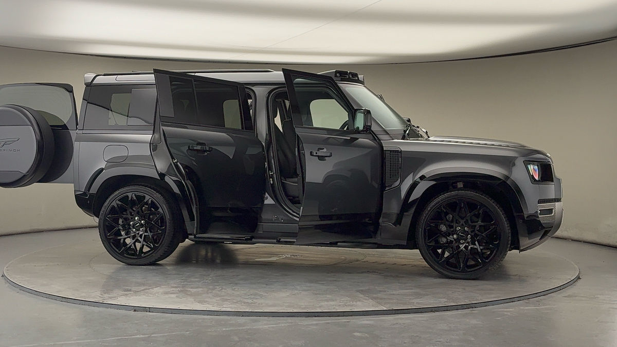 Used Land Rover Defender 2024 for sale - 77494458: Photo 59