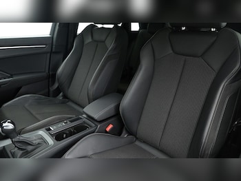 Used Audi Q3 2022 for sale - 74998870: Photo