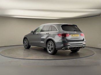 Used Mercedes-Benz GLC 2022 for sale - 76010597: Photo