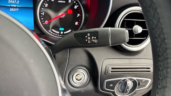 Used Mercedes-Benz GLC 2022 for sale - 76010597: Photo 6