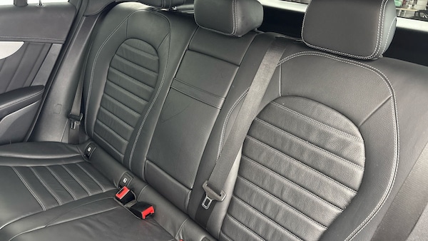 Used Mercedes-Benz GLC 2022 for sale - 76010597: Photo 8