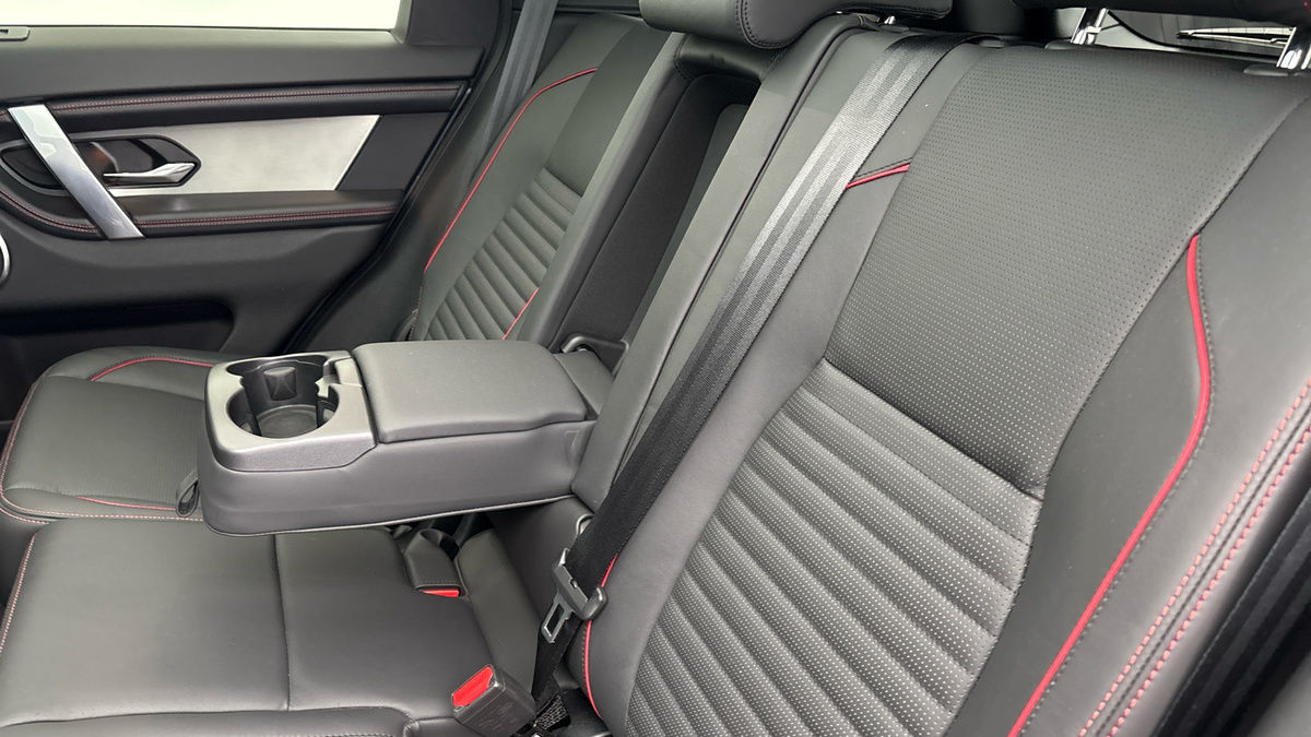 Used Land Rover Discovery Sport 2023 for sale - 78083826: Photo 9