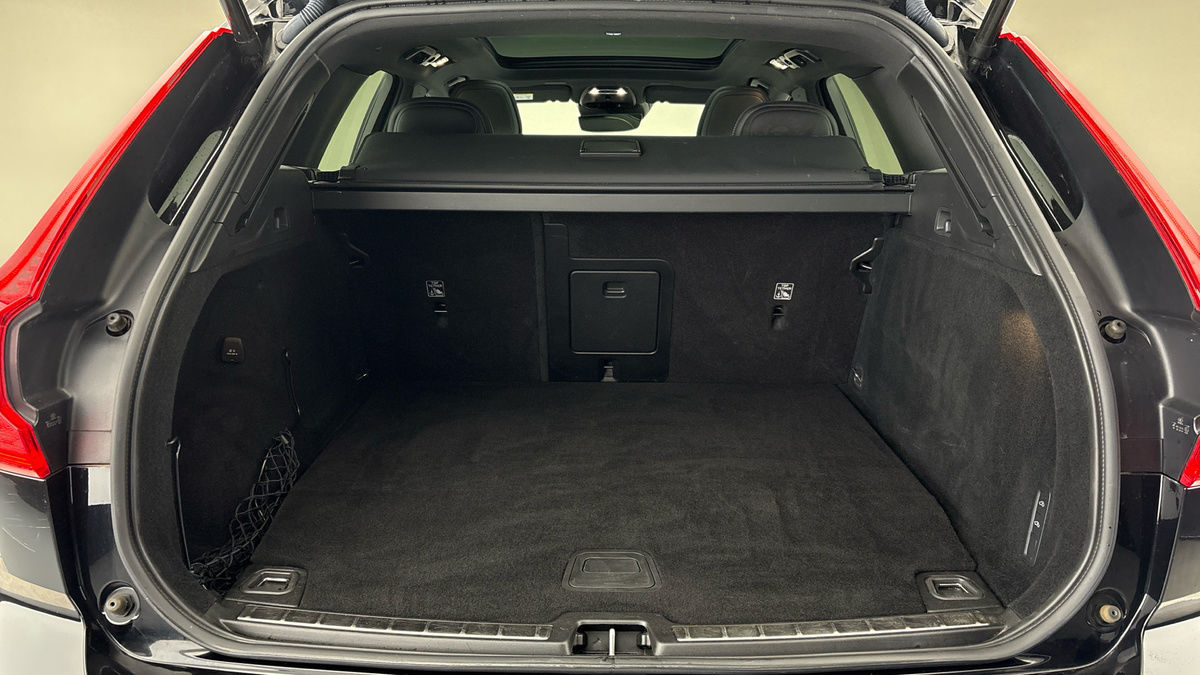 Used Volvo XC60 2021 for sale - 75833406: Photo 11