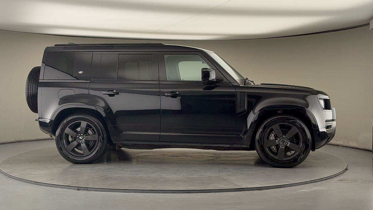 Used Land Rover Defender 110 2023 for sale - 77342456: Photo 36