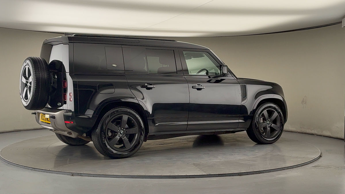 Used Land Rover Defender 110 2023 for sale - 77342456: Photo 38