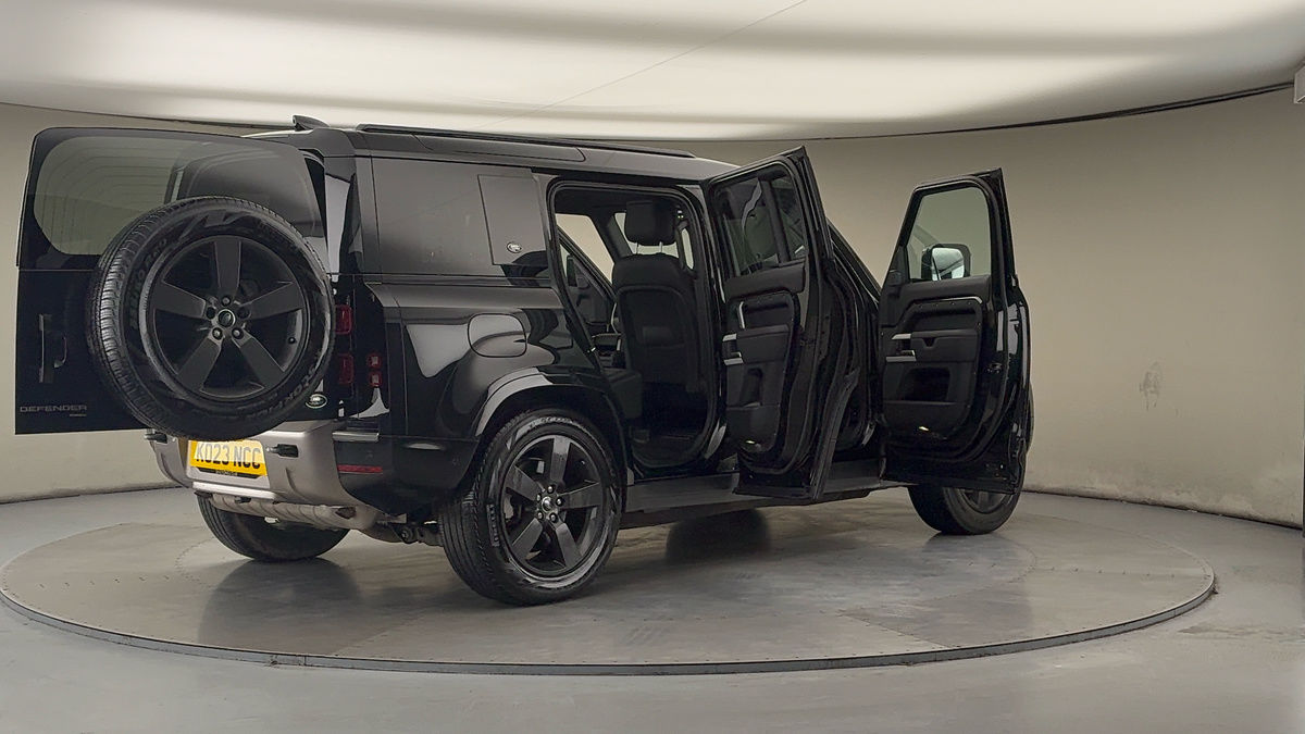 Used Land Rover Defender 110 2023 for sale - 77342456: Photo 58