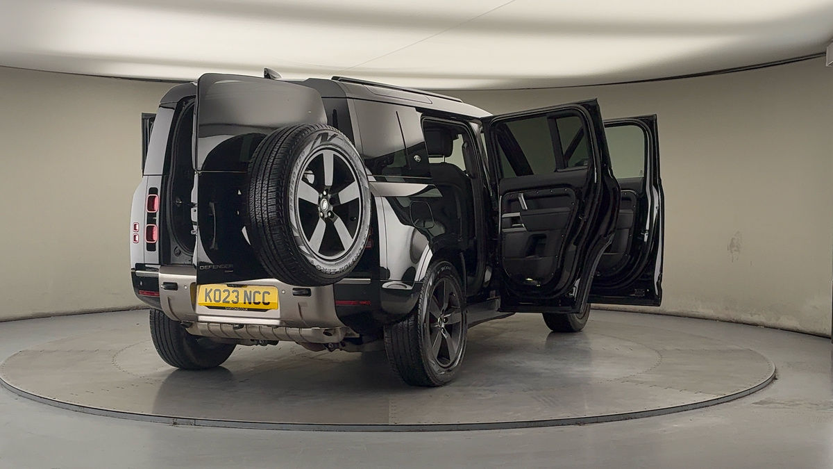 Used Land Rover Defender 110 2023 for sale - 77342456: Photo 59