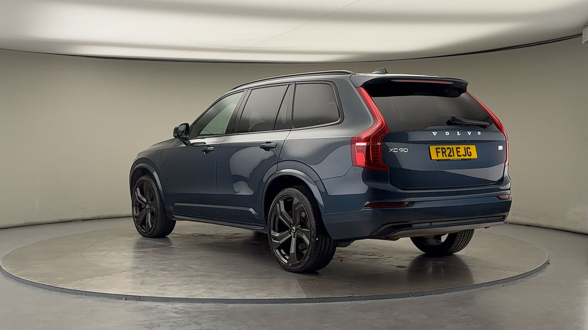 Used Volvo XC90 2021 for sale - 76106448: Photo 2
