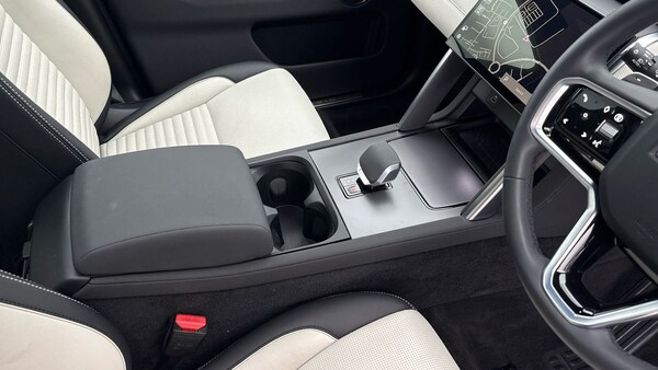Used Land Rover Discovery Sport 2023 for sale - 76211100: Photo 18