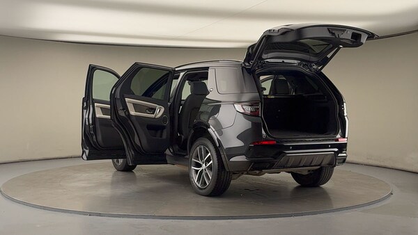 Used Land Rover Discovery Sport 2023 for sale - 76211100: Photo 23