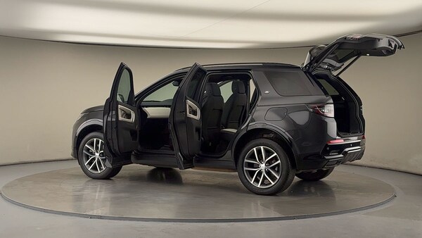 Used Land Rover Discovery Sport 2023 for sale - 76211100: Photo 45