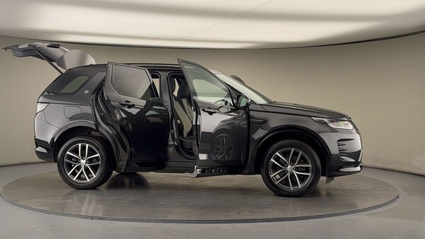 Used Land Rover Discovery Sport 2023 for sale - 76211100: Photo 55