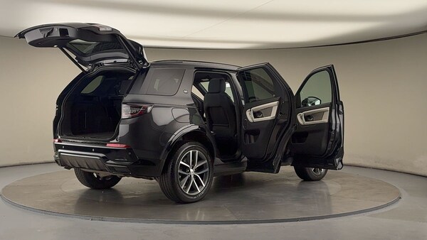Used Land Rover Discovery Sport 2023 for sale - 76211100: Photo 58