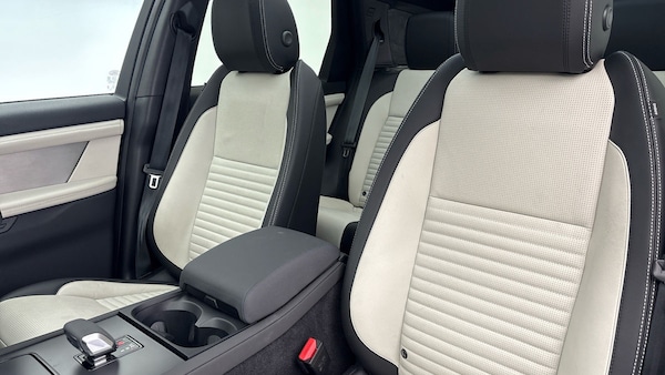 Used Land Rover Discovery Sport 2023 for sale - 76211100: Photo 7