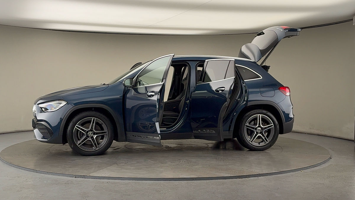 Used Mercedes-Benz GLA 2020 for sale - 76407260: Photo 47