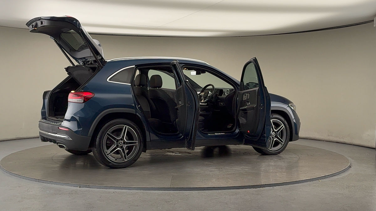 Used Mercedes-Benz GLA 2020 for sale - 76407260: Photo 57