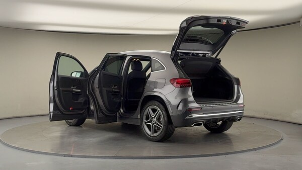 Used Mercedes-Benz GLA 2024 for sale - 76211099: Photo 45